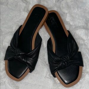 Elegant Black Leather Knotted Slide Sandals